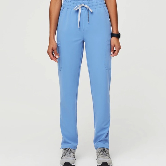 BRAND NEW FIGS Catarina top and Yola scrub pants - Picture 5 of 6